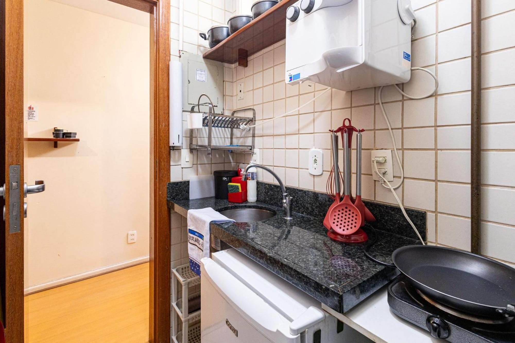 Apartamento Copacabana 200M Da Praia - Wifi Gratis - Cp5 Ріо-де-Жанейро Екстер'єр фото
