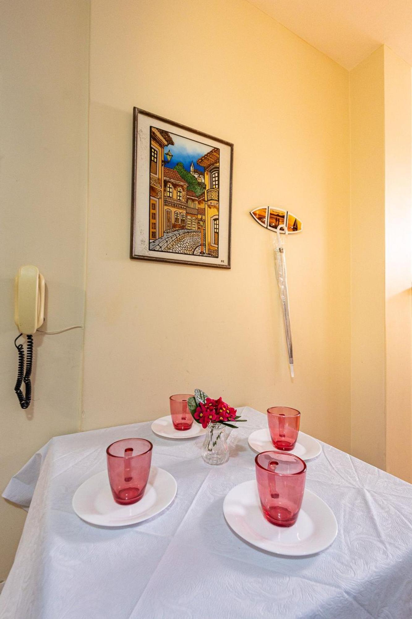 Apartamento Copacabana 200M Da Praia - Wifi Gratis - Cp5 Ріо-де-Жанейро Екстер'єр фото
