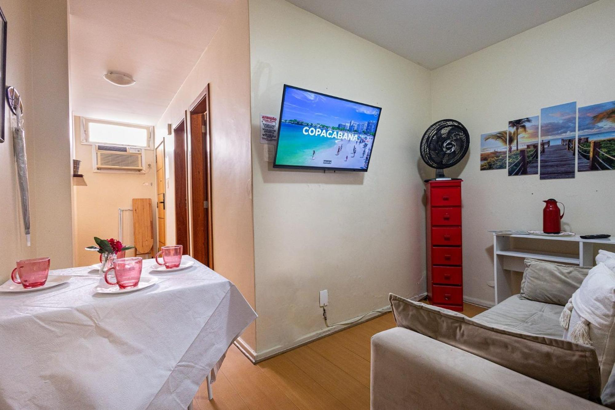 Apartamento Copacabana 200M Da Praia - Wifi Gratis - Cp5 Ріо-де-Жанейро Екстер'єр фото