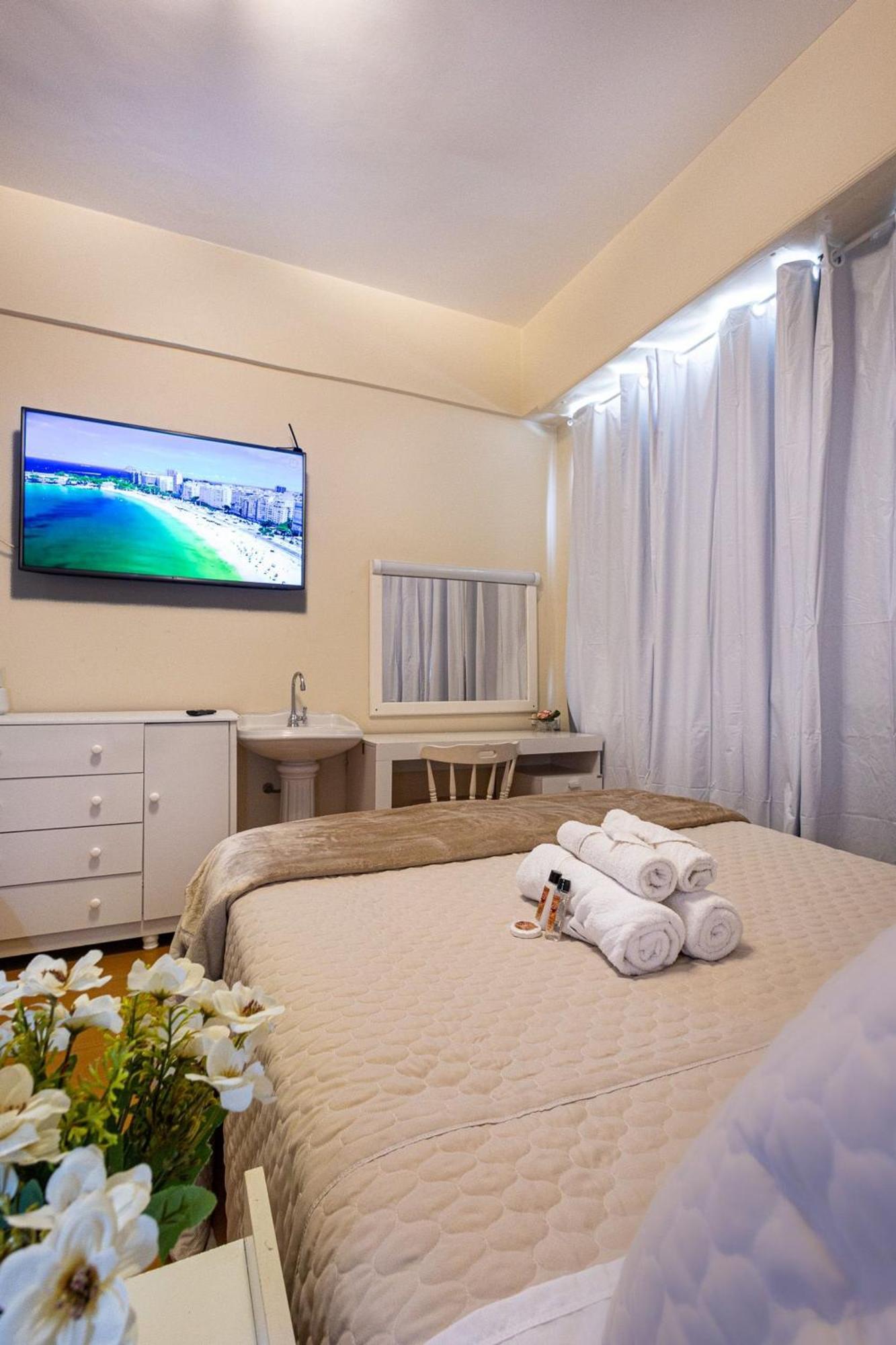 Apartamento Copacabana 200M Da Praia - Wifi Gratis - Cp5 Ріо-де-Жанейро Екстер'єр фото